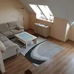 Apartment Staromlynska *