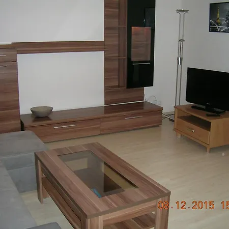 Apartment Staromlynska