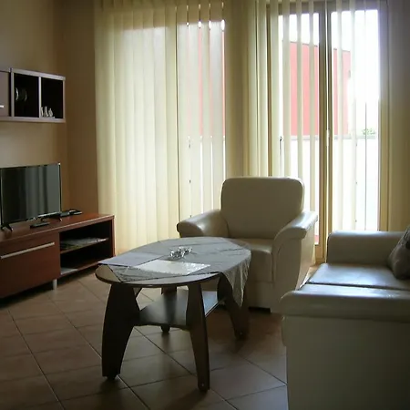 Apartment Staromlynska *