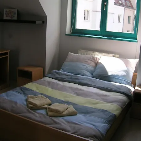 Staromlynska Apartment *