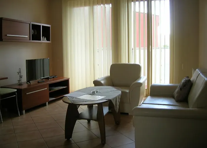 Apartamento Staromlynska *