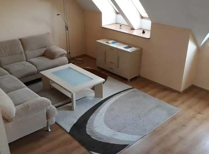 Apartamento Staromlynska *